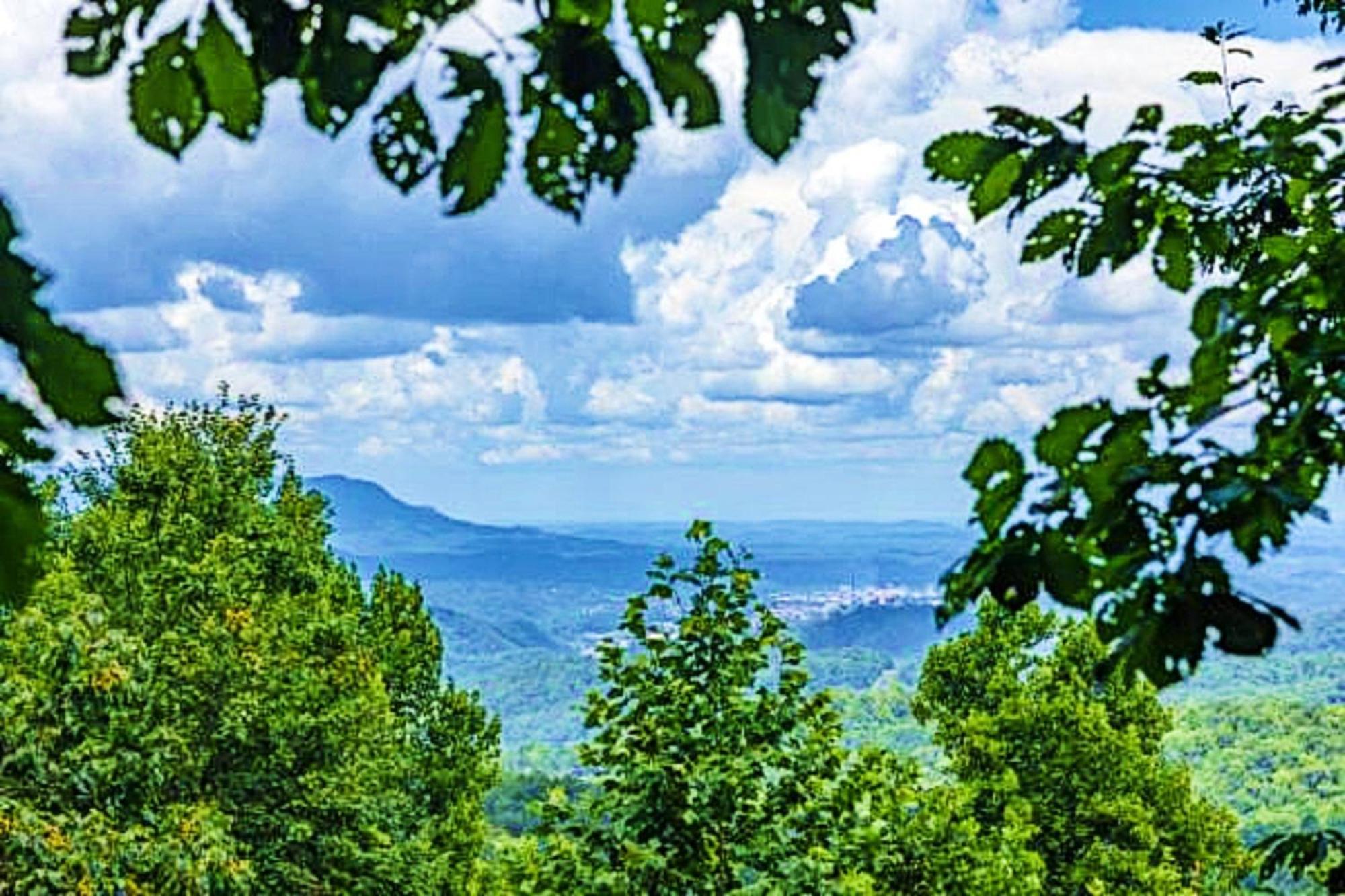 Views, Game Room And Hot Tub Bearway To Heaven Sevierville Exterior foto