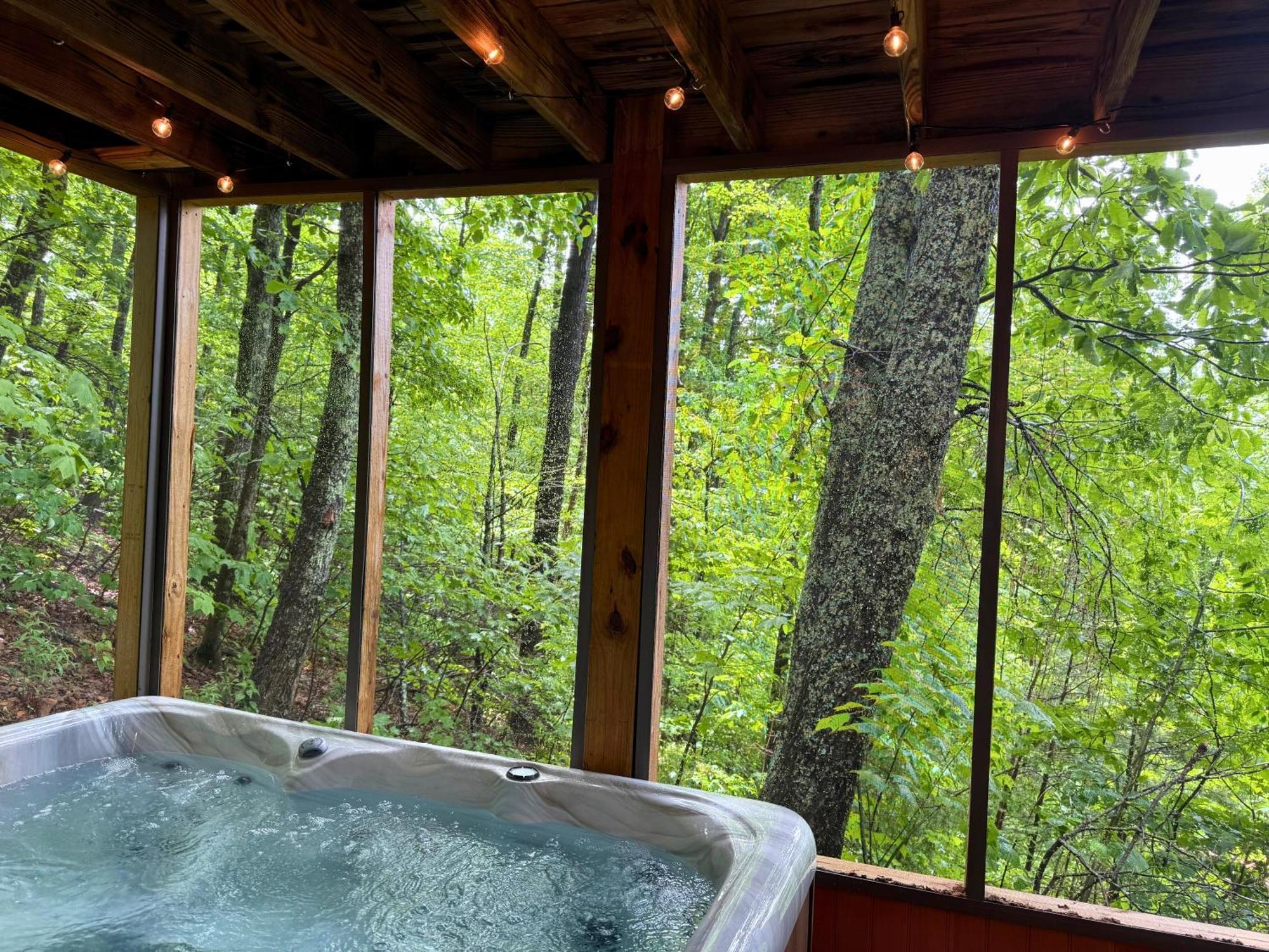 Views, Game Room And Hot Tub Bearway To Heaven Sevierville Exterior foto